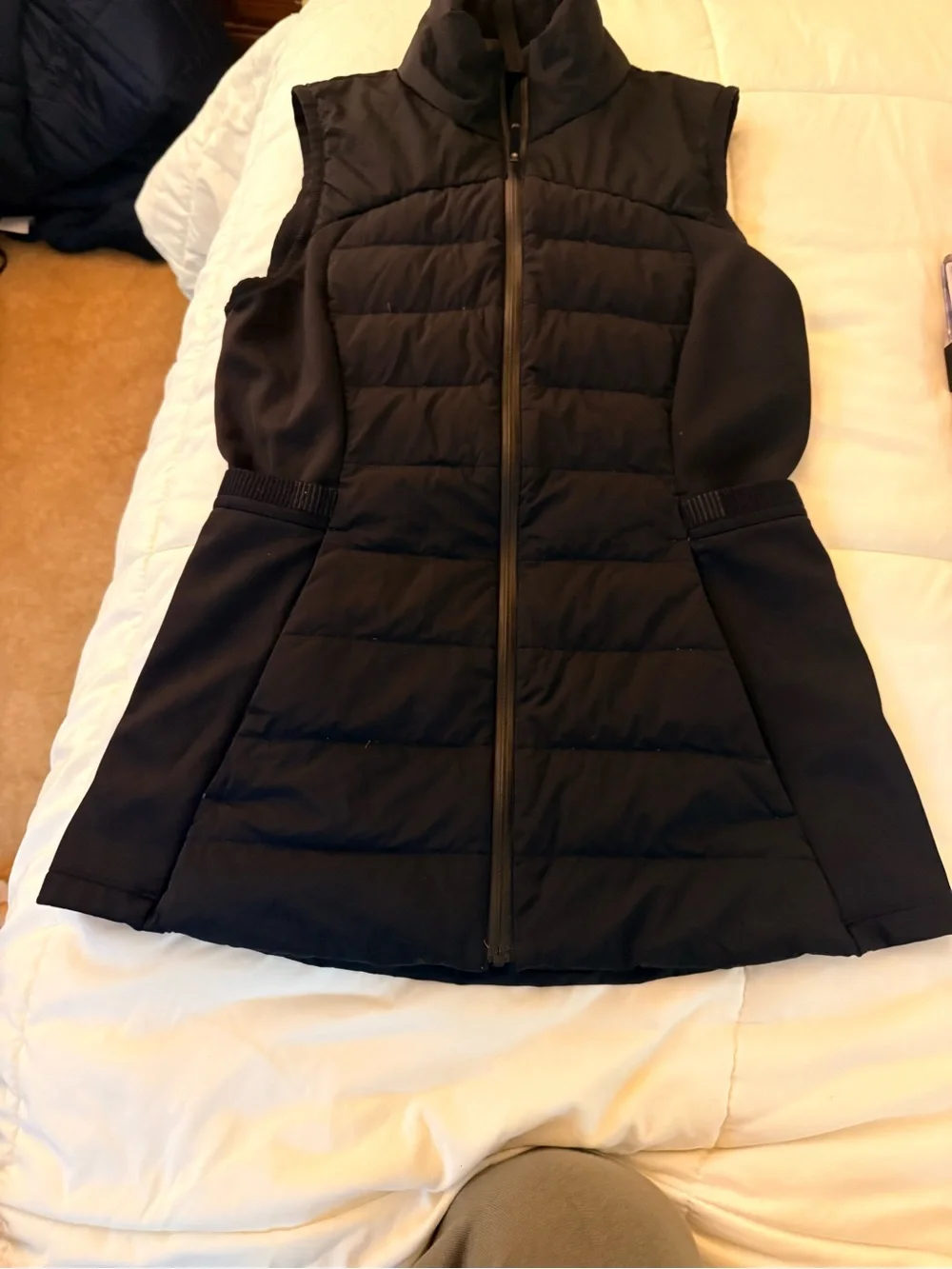 lululemon athletica Black Quilted & Stretch Side Women's Vest